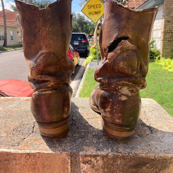 DESTROYED VINTAGE RED WIND BOOTS 8.5-9 - Picture 3 of 5
